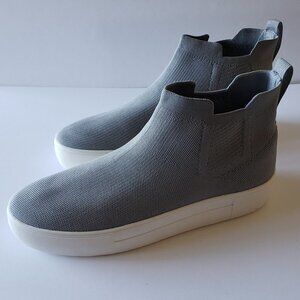 CUSHIONAIRE Women's Ruby Knit Bootie